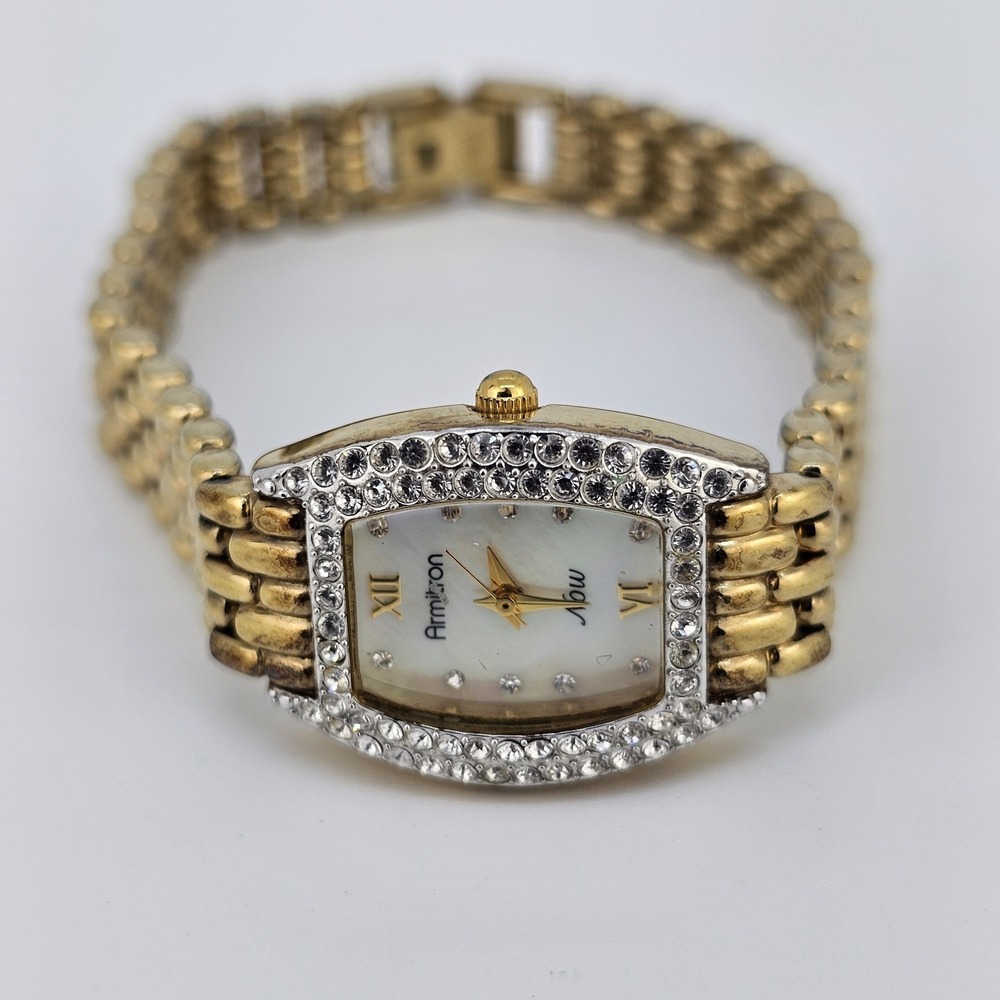 Armitron Women's Watch 19MM MOP Dial Crystal Bezel Gold Bracelet 6" New Battery - Picture 5 of 12